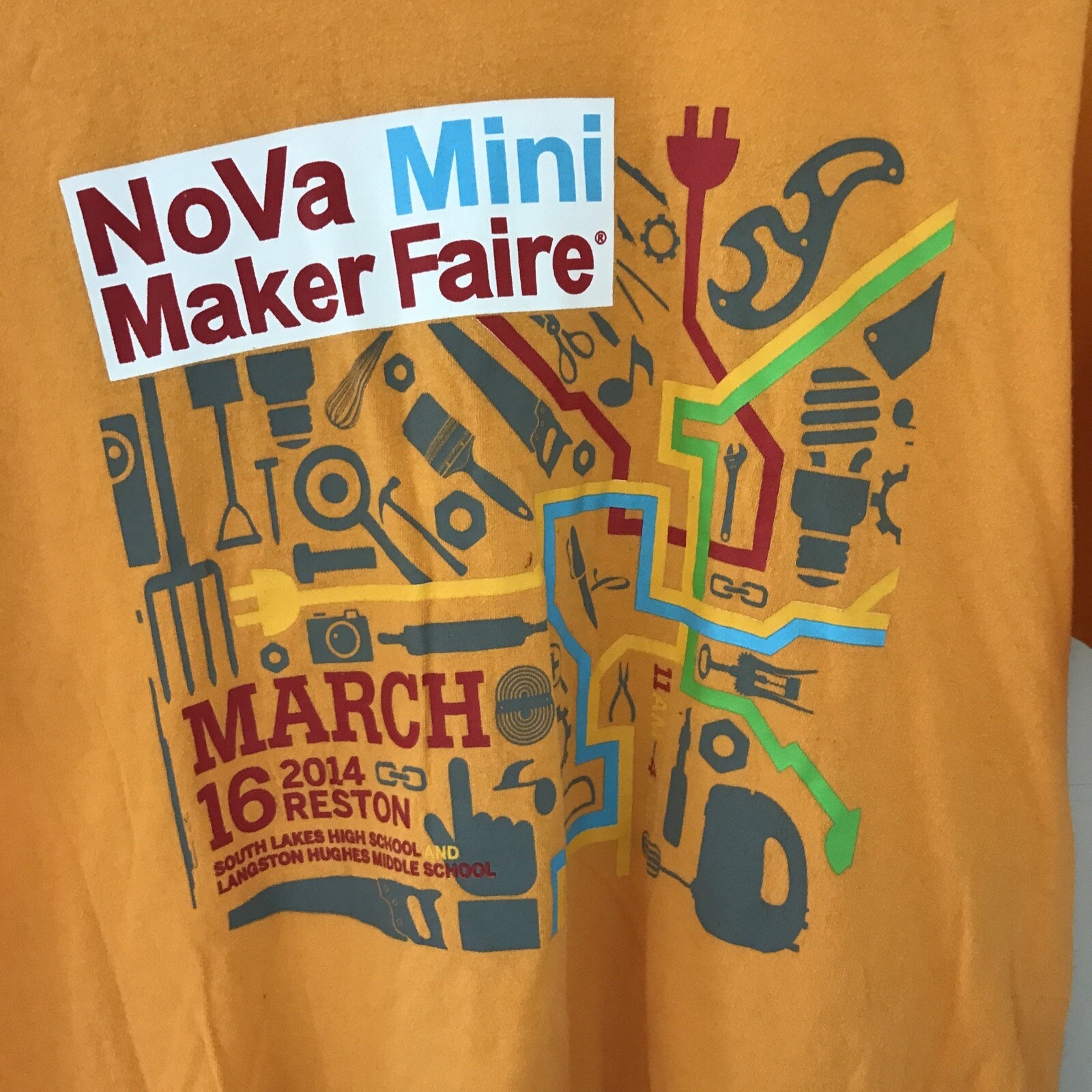 March 2014 Nova Mini Maker Faire Tech Event Orange Volunteer T Shirt Large 44
